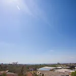 Marizas Luxury #1 Apartment